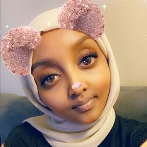 Meet your Posher, Firuma